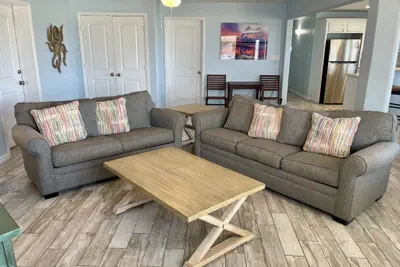 Photo 2 - Beachgate Condo Suites and Hotel 511