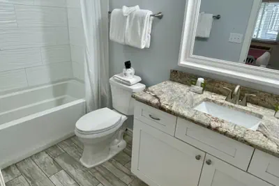 Photo 3 - Beachgate Condo Suites and Hotel 218+219