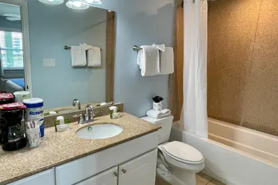 Photo 2 - Beachgate Condo Suites and Hotel 522a