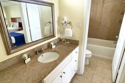 Photo 3 - Beachgate Condo Suites and Hotel 434