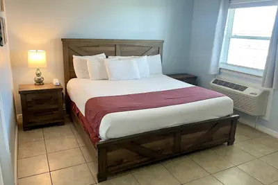 Photo 4 - Beachgate Condo Suites and Hotel 536