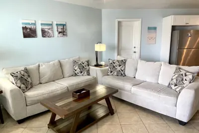 Photo 2 - Beachgate Condo Suites and Hotel 536