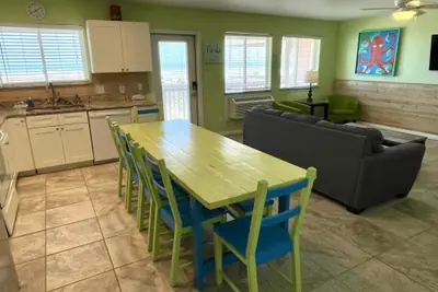Photo 2 - Beachgate Condo Suites and Hotel 234+236