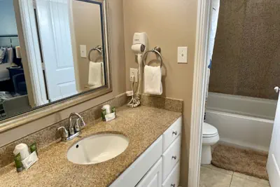 Photo 5 - Beachgate Condo Suites and Hotel 432