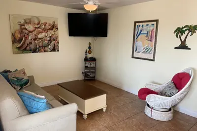 Photo 4 - Beachgate Condo Suites and Hotel 121