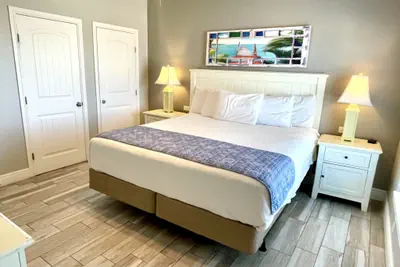 Photo 5 - Beachgate Condo Suites and Hotel 342