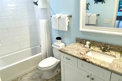 Photo 2 - Beachgate Condo Suites and Hotel 235