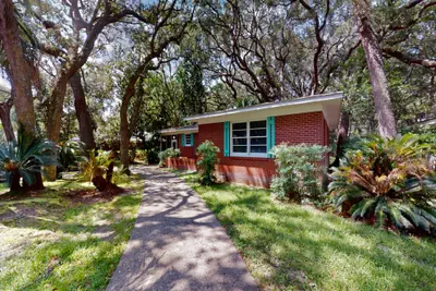 Photo 3 - Beach Oaks