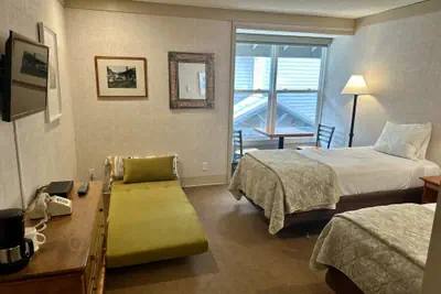 Photo 2 - Mountainside Inn 214