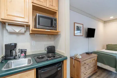 Photo 2 - Mountainside Inn 312
