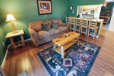 Photo 3 - Fawn Valley Inn: 297