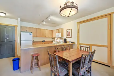 Photo 4 - Copper Springs 1 Bedroom Condo #323