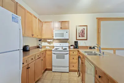 Photo 5 - Copper Springs 1 Bedroom Condo #323