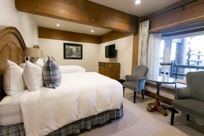 Photo 2 - Deluxe Two Queen Room