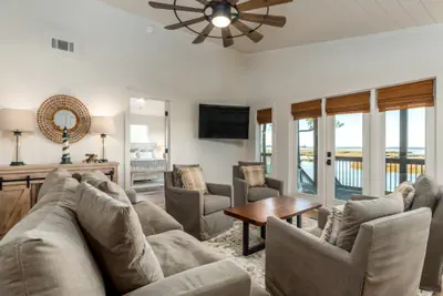 Photo 4 - Bayfront Bungalow - 1426 Cadillac