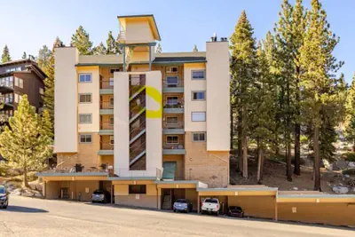 Photo 2 - HNC0641 - Heavenly Chairview Condo