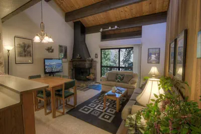 Photo 2 - Forest View Townhouse