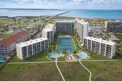 Photo 5 - Remodeled 3BR Gulf View Corner | Saida Towers SPI