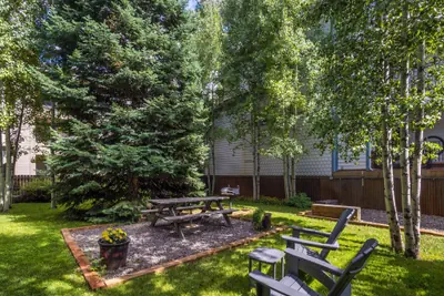 Photo 2 - West End Winner - Hot Tub, Parking, Open Kitchen & Living Space