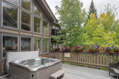 Photo 2 - Big & Bright Hidden Gem w/ Garage, Hot Tub, Lux Kitchen