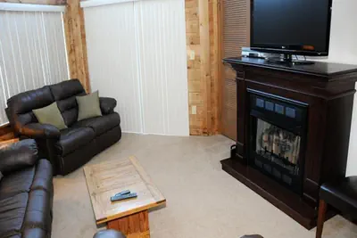 Photo 4 - Seven Springs Stoneridge 3 BR + Loft Standard Condo, Pet Friendly!