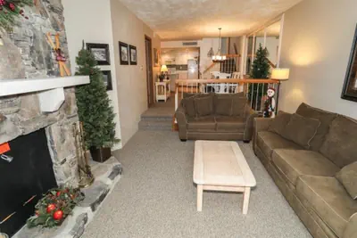 Photo 4 - Seven Springs 2 BR Deluxe Condo with Mountain Views