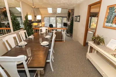 Photo 2 - Seven Springs 2 BR Deluxe Condo with Mountain Views