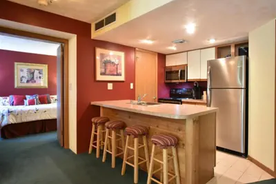 Photo 5 - Seven Springs Sunridge 2 BR Condo, Mountain Views!
