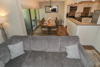 Photo 4 - Seven Springs 2 Bedroom Premium Condo, Pet Friendly!