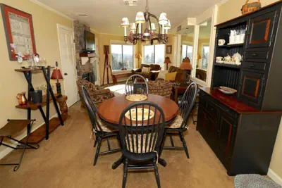 Photo 5 - Seven Springs 1 Bedroom Premium Condo, Walking Distance to Slopes