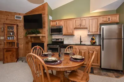 Photo 4 - Seven Springs 1 Bedroom Premium Condo, Ski In/Ski Out