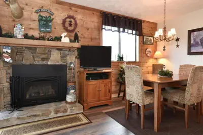 Photo 3 - Seven Springs 3 Bedrooms Premium Condo