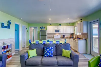 Photo 4 - BeachGate Condo Suites and Hotel - Condo Suite 2 Bedroom