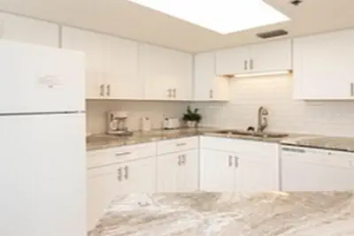 Photo 2 - Phoenix East 1 Bed 1 Bath GF Select Sleeps 4