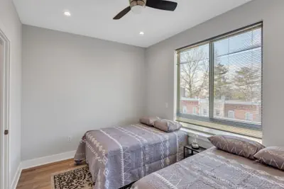 Photo 4 - LARGE and In Charge - 6 Bedroom stunner in University City - Philadelphia