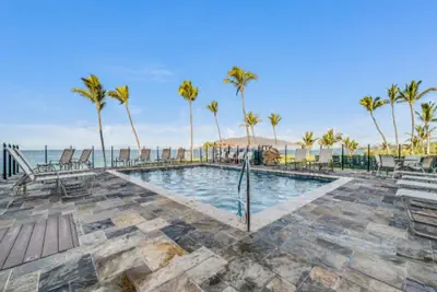 Photo 4 - Kihei Surfside #213