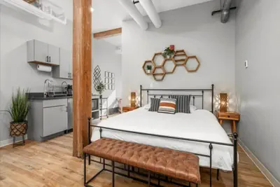Photo 2 - Unit 120: Regal Urban Pet Friendly Loft - King Size Bed