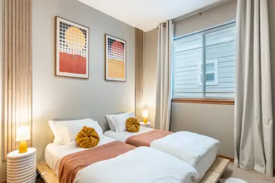Photo 4 - FIFA 2026 3BR + Daybed Midway | Near Seattle & Vancouver