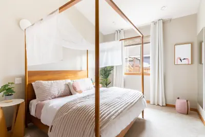 Photo 3 - FIFA 2026 3BR + Daybed Midway | Near Seattle & Vancouver