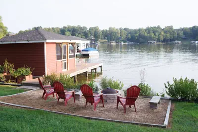 Photo 5 - OJoy Cove | Charming Waterfront Retreat