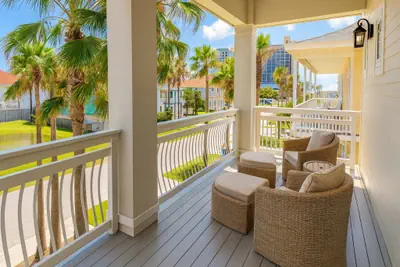 Photo 4 - Go VIP * Steps to Beach * Pool