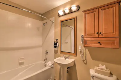Photo 5 - Copper One 1 Bedroom Condo #315