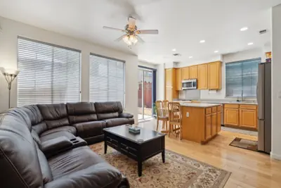 Photo 2 - Sunny Serenity: Pet Friendly 5br Home In San Jose