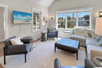 Photo 2 - Long Sands Home