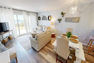 Photo 5 - Beach House 101A