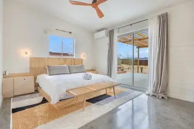 Photo 3 - Desert Hearts Ranch - Private Joshua Tree Getaway