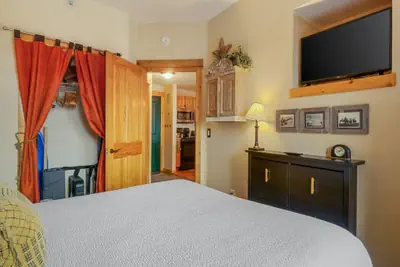 Photo 3 - Tucker Mountain 1 Bedroom Condo #413