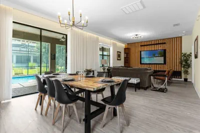 Photo 5 - 5 Bedrooms / 4.5 Bathrooms / Champions Gate