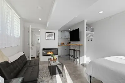 Photo 3 - The Briarcliff Suite