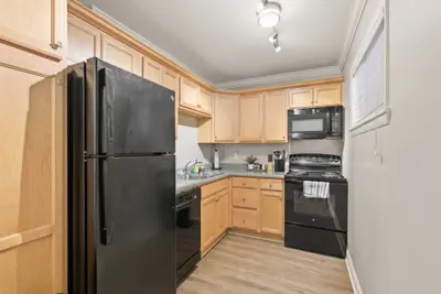 Photo 4 - Stadium Village Flat - Walk to DT & Stadium!